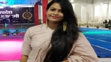 आरटीओ लेडी इंस्पेक्टर हत्याकांड: दोस्त का खुलासा वारदात से पहले आंगन में हुई थी तेज बहस, बाद में पेड़ से लटका मिला संदिग्ध का शव 6 20260922130350 fqzbdx3x
