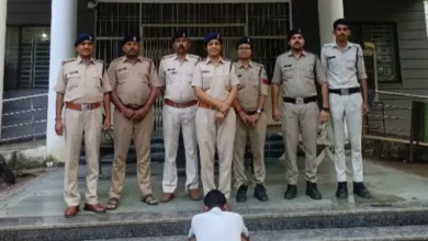 घर का भेदी लंका ढाए: पिता दर्ज कराने पहुंचा था अज्ञात पर केस, 6.5 लाख की चोरी में अपना ही बेटा निकला मुल्जिम.... देखें पूरा वीडियो 1 20260923222757 q9ypSQJb