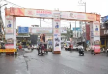मालवीय चौक पर अवैध जेंट्री गेटों बड़ा खतरा,इंदौर हादसे से भी सीख नहीं ले रहा प्रशासन 3 20260924155403 HZmUchwx