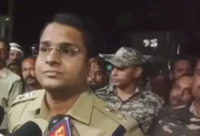 रेड, मौत और बवाल: जुआ फड़ पर रेड के दौरान अधेड़ की मौत, अस्पताल में हंगामा, 8 पुलिसकर्मी लाइन अटैच 8 20260925121717 ZJdoD4cp