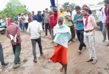 गणेश पंडाल में दर्दनाक हादसा : करंट लगने से चार युवकों की दर्दनाक मौत... क्षेत्र में मातम 8 20260926105906 el6fvmk5