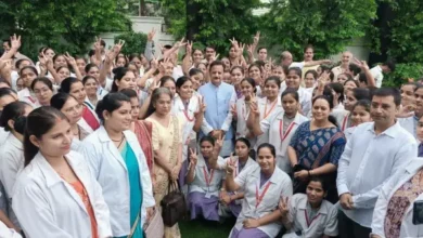 नर्सिंग परीक्षा परिणाम जारी, विद्यार्थियों को मिली बड़ी राहत , उप मुख्यमंत्री राजेंद्र शुक्ल से मुलाकात कर विद्यार्थियों और कॉलेज एसोसिएशन ने जताया आभार 13 20260926172919 CAKpiH9j