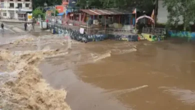 नर्मदा का विकराल रूप: घाट ,छोटा पुल डूबा, सड़कें थमीं; अलर्ट पर पुलिस और SDRF : 24 घंटे में 3.32 इंच बारिश; निचले इलाकों में निगरानी 5 20260926204404 jwopY7VB
