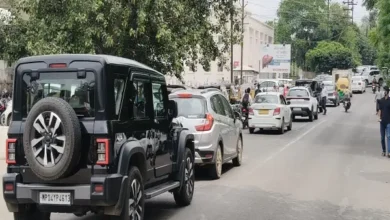 शाहपुरा लेक से कोलार चौराहे तक अवैध पार्किंग 6 20260927152706 9yhJ8iH7