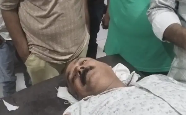 पान की दुकान पर खौफ का कट्टा: रेत कारोबारी पर अंधाधुंध फायरिंग, छूकर निकली मौत 1 20260928122228 YSzA4fue