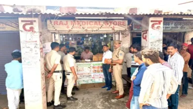 नशीली दवाओं के खिलाफ पुलिस की बड़ी कार्रवाई, दो मेडिकल स्टोर सील 7 20260930125940 TSma097S