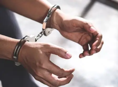 हत्या के प्रयास का आरोपी छुरी के साथ गिरफ्तार 1 20260930170234 s9M3h3Jj