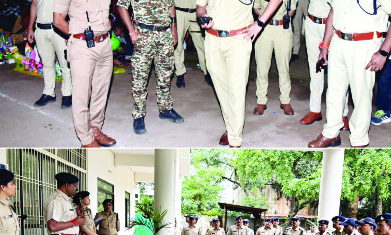 जन्माष्टमी पर मंदिरों में रहे पुलिस के चाक-चौबंद इंतजाम, सीसीटीव्ही कैमरे से रखी संदिग्ध गतिविधियों पर नजर, एसपी ने मेले में पहुंचकर देखी व्यवस्थाएं 1 254