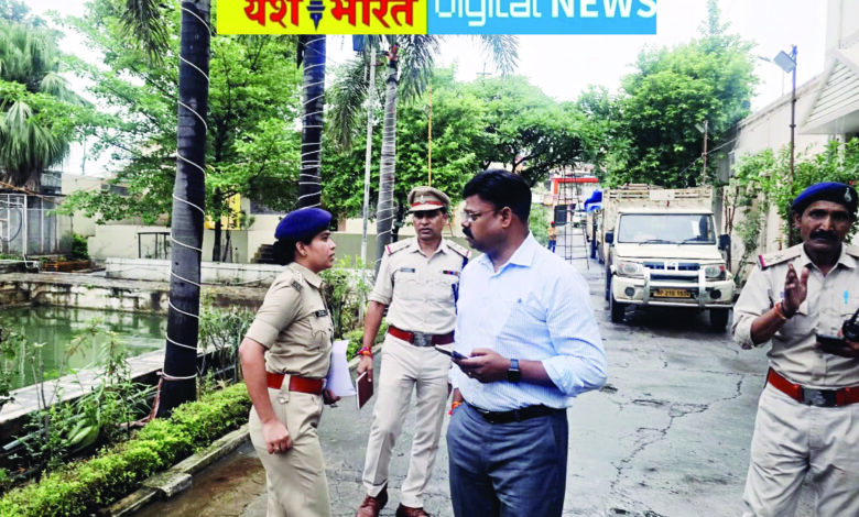 जन्माष्टमी पर रहेंगे सुरक्षा के कड़े इंतजाम, एएसपी ने किया जुलूस मार्ग और मंदिरों का निरीक्षण, व्यवस्थाओं के दिए निर्देश 1 58