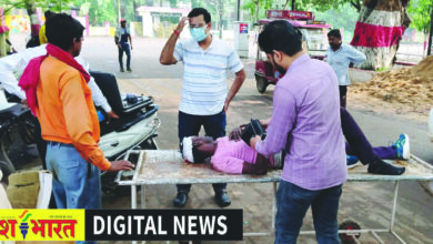 ट्रेन से गिरा यात्री, रेल कर्मी ने बचाई जा, नींद का झोंका आने के बाद आउटर पर हुई घटना 8 6363
