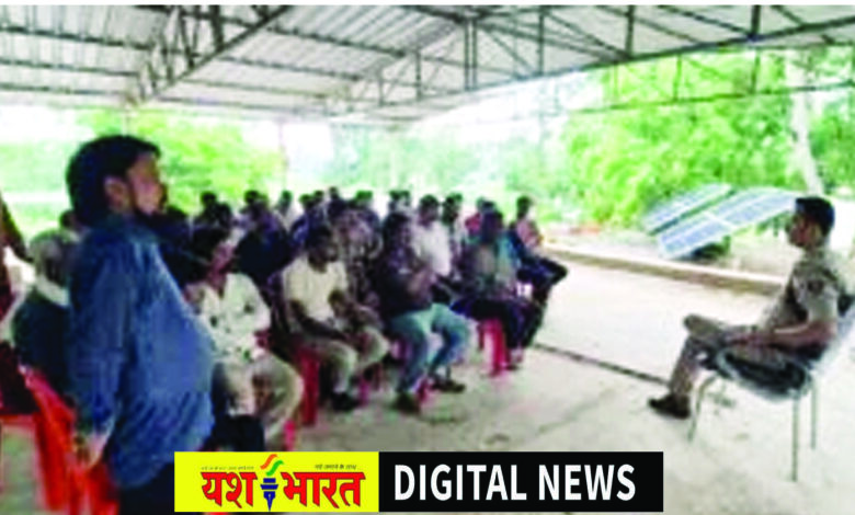 बड़वारा पुलिस ने ऑटो चालकों की ली बैठक, यातायात नियमों का पालन करने की दी समझाइश, नियमों के उल्लंघन पर होगी कार्रवाई 1 71