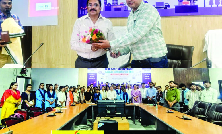 युवाओं को आत्मनिर्भर बनाने का एमएसएमई वर्कशॉप में मिली स्वरोजगार की जानकारी, कौशल विकास, व्यवसायिक अवसरों एवं सरकारी सहायता योजनाओं से जोडऩे का प्रयास 1 8000