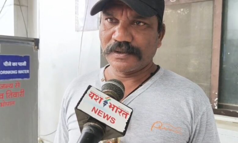 दान की प्याऊ में कीड़े और लोहे के स्क्रू, मरीजों को पिलाया जा रहा दूषित पानी जेपी अस्पताल में पेयजल व्यवस्था पर सवाल 1 IMG 20260901 WA0009