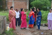समस्या देख समाधान की राह तलाशने निकलीं महापौर 2 IMG 20260902 WA0073