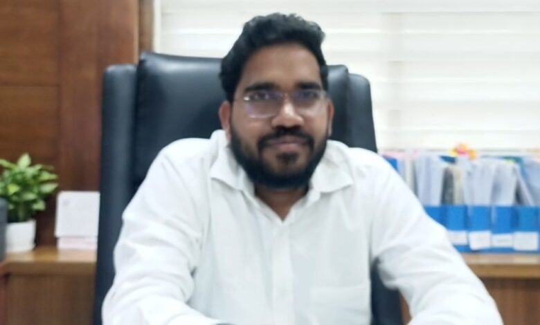आयुष्मान योजना में गड़बड़ी पर 83 अस्पतालों पर कार्रवाई 18 अस्पताल ब्लैकलिस्ट, 15 सस्पेंड 50 पर 3.13 करोड़ से ज्यादा का जुर्माना 1 IMG 20260905 WA0000