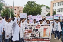 एमबीबीएस इंटर्न ने उठाई स्टाइपंड बढ़ाने की मांग 14,377 से बढ़ाकर न्यूनतम 30 हजार रुपए करने की मांग, काम के अनुरूप भुगतान की उठी आवाज भोपाल यश भारत 2 IMG 20260907 WA0033