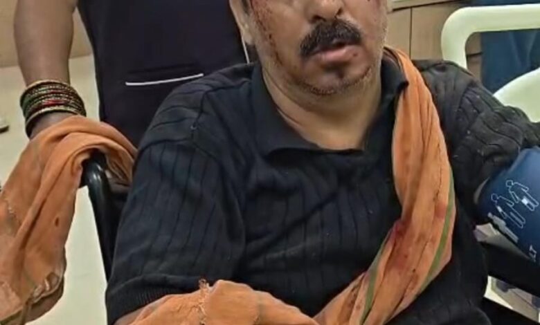 सड़क पर घायल को देखा तो रुक गई कार 1 IMG 20260913 WA0049