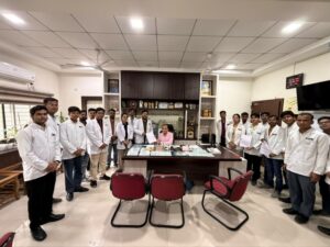 आयुष इंटर्न्स की स्टाइपेंड बढ़ाने की मांग, एमबीबीएस प्रशिक्षुओं के समान भुगतान की उठी आवाज , 15 दिन में निर्णय नहीं होने पर आंदोलन की चेतावनी , वीडियो देखें 4 IMG 20260918 WA0044