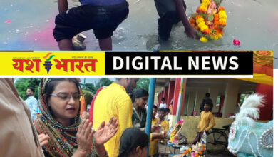 गणपति बप्पा मोरया, अगले बरस तू जल्दी आ...रिमझिम के बीच के बीच दी जा रही भगवान गणपति को विदाई, विसर्जन कुण्डों पर भीड़ के नजारे, गणेश चौक से निकल रहा मुख्य जुलूस 10 IMG 20260925 192822