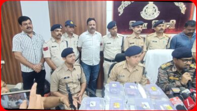 1 करोड़ की डकैती का खुलासा : 7 आरोपी गिरफ्तार, 200 सीसीटीवी कैमरों की जांच और 10 टीमों की दबिश से पुलिस को मिली बड़ी सफलता, सोना-चांदी सहित 1.11 करोड़ का माल बरामद... देखें पूरा वीडियो 5 InCollage 20260905 224229932