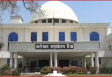 'बदलाव सबको चाहिए, काम किसी को नहीं': कलेक्टर का आदेश निकला बेअसर, दफ्तरों से बाहर नहीं निकले साहब, बेटी की मौत के बाद पीड़ित पिता अनशन पर 2 InCollage 20260907 200346410