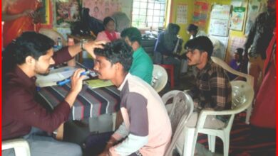 सागर शराब त्रासदी : बण्डा-शाहगढ़ के 10 गांवों में 226 बीमार, 37 की आंखों की रोशनी पर संकट 7 InCollage 20260917 113830944