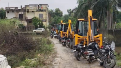जलभराव के बाद नगर निगम का 'डैमेज कंट्रोल': बीहड़ नदी के ग्रीन बेल्ट में गरजीं जेसीबी 5 Screenshot 20260902 141749.Gallery