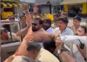 करणी सेना और आजाद समाज पार्टी के बीच तनाव: ओकेंद्र राणा के काफिले पर लाठीचार्ज, पुलिस हिरासत में 3 Screenshot 20260920 080831.WhatsApp