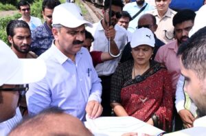 मुड़वारा–सागर रेलखंड की महाप्रबंधक ने पड़ताल, 3 Screenshot 20260921 231916 Photos