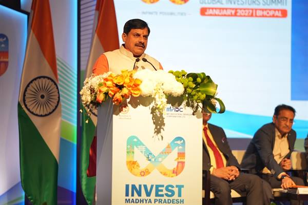 निवेशकों को देंगे आवश्यकतानुसार नीतियों में छूट - मुख्यमंत्री - मध्यप्रदेश उद्योग क्षेत्र में आशाओं और असीम अवसरों की धरती 1 TN5 Bhopal080926111857