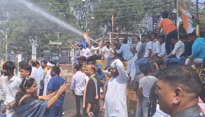 ज्ञानेश कुमार के इस्तीफे की मांग को लेकर कांग्रेस का पैदल मार्च, पुतला फूंका....देंखे वीडियो 1 Untitled 3 copy 10