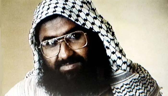 मसूद अजहर का नाम पाकिस्तान की ‘रेड बुक’ में शामिल, गिरफ्तारी पर 70 लाख पाकिस्तानी रुपये का इनाम 1 Untitled 6 copy 4