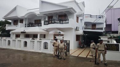 पीडब्ल्यूडी के कार्यपालन यंत्री के ठिकानों पर ईओडब्ल्यू का छापा, 11 करोड़ की अनुपातहीन संपत्ति का खुलासा 4 Untitled 8 copy