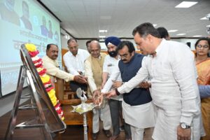 विचार की ताकत भाजपा की सबसे बड़ी पूंजी, कार्यकर्ता अपने काम से संगठन को नई ऊंचाइयों तक ले जाएं : राकेश सिंह 2 WhatsApp Image 2026 09 03 at 19.50.45 1