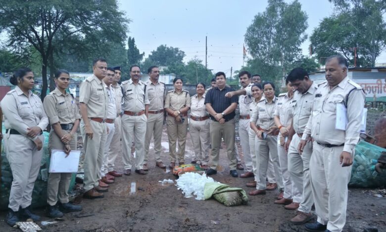 सागर शराब कांड के बाद भोपाल में आबकारी का शिकंजा, गांधी नगर, छोला और बैरसिया में दबिश, 9 प्रकरण दर्ज, 240 लीटर लाहन नष्ट 1 WhatsApp Image 2026 09 07 at 08.53.48