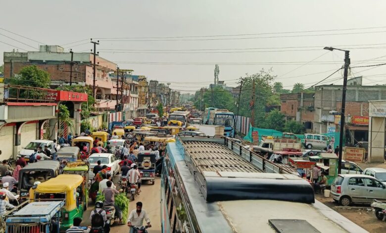 नादरा बस स्टैंड से डीआईजी बंगले तक रोजाना लग रहा लंबा जाम 1 WhatsApp Image 2026 09 07 at 16.18.56