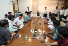 यश भारत ब्रेकिंग - इंटर्न डॉक्टरों के आंदोलन का असर, स्टाइपेंड बढ़ाने पर सरकार से बनी सहमति - पुलिसकर्मियों पर कार्रवाई, घायल छात्रों के इलाज का भरोसा 3 WhatsApp Image 2026 09 09 at 14.31.57 2