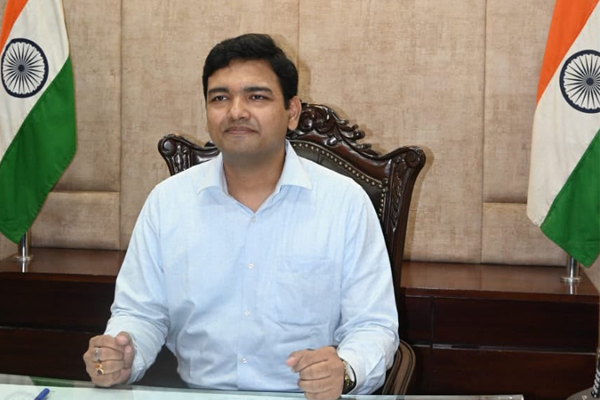 जबलपुर सीएम हेल्पलाइन शिकायतों के समाधान में पूरे प्रदेश में बना नंबर वन 1 01 10