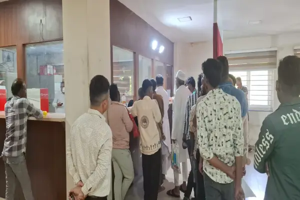 भोपाल आरटीओ वाहन पोर्टल की तकनीकी खराबी से कामकाज ठप, वाहन मालिक एक महिने से परेशान 1 20261001162433 Df5Ceqmf
