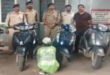 शातिर वाहन चोर चढ़ा पुलिस के हत्थे, आधा दर्जन चोरी की बाइक बरामद 9 20261002154501 K8Fw6We2