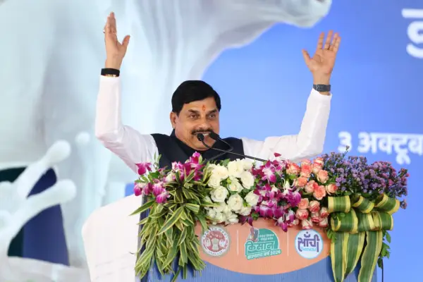 दुग्ध क्रांति की ओर बढ़ते कदम: भोपाल से उज्जैन तक गौपालकों और डेयरी सेक्टर के लिए बड़े ऐलानों की बौछार 1 20261003140129 j4ePb6cv