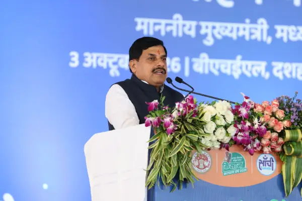 श्वेत क्रांति 2.0: दुग्ध उत्पादन को मजबूत कर किसानों को आर्थिक संबल देने की तैयारी 1 20261003155150 gp6dMAKz
