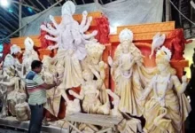 मिट्टी से गढ़ी जा रही आस्था, दुर्गा प्रतिमाओं को अंतिम रूप देने में जुटे कलाकार 9 20261004131718 P8w7DMfo