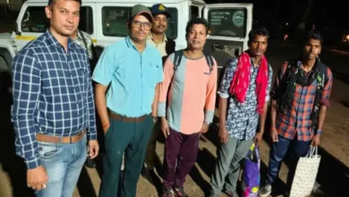 104 मुकदमों और 67 लाख के इनाम का अंत: खूंखार नक्सली सुरेंद्र समेत तीन को सुकमा पुलिस को सौंपा 6 20261005140141 ENYRVzEy