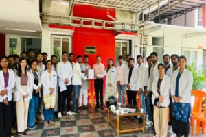 आयुष इंटर्न्स के स्टाइपेंड में सम्मानजनक बढ़ोतरी की मांग , आयुष मंत्रालय के अधिकारियों से मिला प्रतिनिधिमंडल, ₹21,500 स्टाइपेंड करने की मांग 3 20261005174631 IAvjgrGE