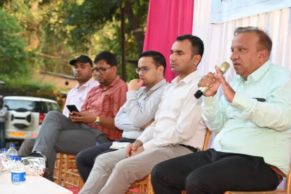त्योहारों में बिजली हादसे रोकने पावर हाउस में कार्यशाला, सुरक्षा मानकों की अनदेखी पर एफआईआर तक की चेतावनी 1 20261005200943 rkw9aJaZ