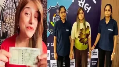 महात्मा गांधी की तस्वीर पर आपत्तिजनक रील बनाने के आरोप में सोशल मीडिया इन्फ्लुएंसर गिरफ्तार 6 20261006192015 bci0G7aS
