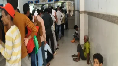 हमीदिया में इलाज से बड़ी मुसीबत बनी दवा: घंटों कतार में खड़े रहने को मजबूर मरीज 7 20261007123321 yGNu19Lq