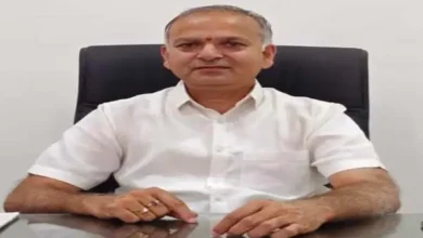 आचार्य विद्यासागर जी के आर्थिक दर्शन पर शोध कर संदेश जैन ने हासिल की पीएच.डी. 4 20261010174631 EONBYK88
