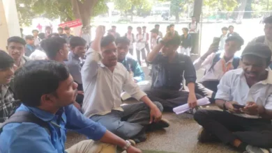 हमीदिया कॉलेज में छात्रों का प्रदर्शन, संबंधित कर्मचारियों के निलंबन और छात्रवृत्ति-आवास योजना की समस्याओं के निराकरण की मांग 6 20261012094202 gMSjjXMP